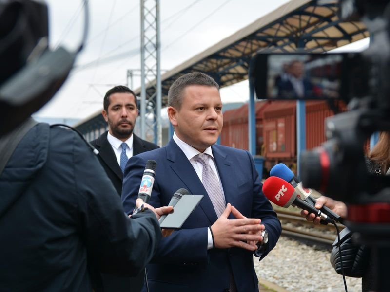 Христо Алексиев на жп гарата в сръчския Димитровград