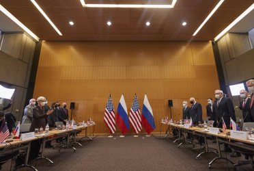 Преговорите САЩ-Русия в Женева: сложни, задълбочени, откровени и директни