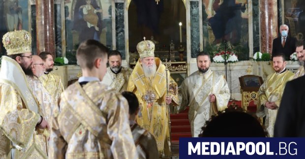 Българският патриарх Неофит благослови българите за големия християнски празник Рождество