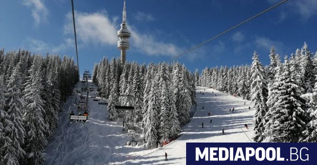Зимният ски сезон се открива днес в Банско, Боровец и