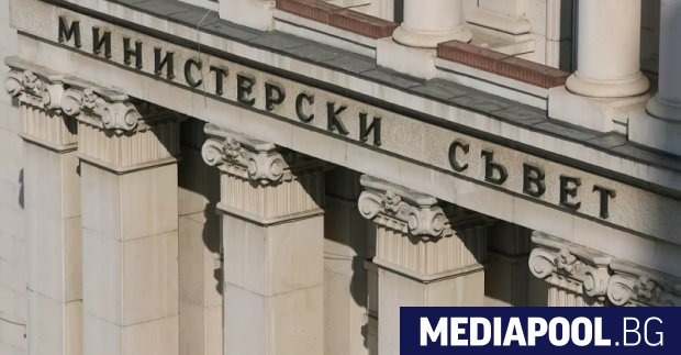 Назначени са още трима зам министри съобщиха от правителствената пресслужба в