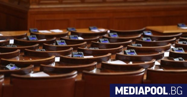 Депутатът от Продължаваме промяната Велико Минков заяви, че напуска Народното