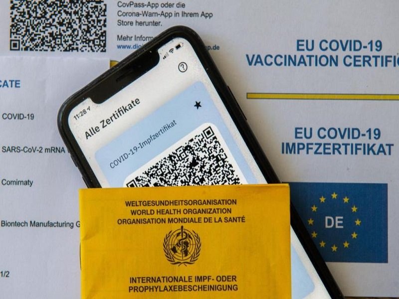 Германец беше обвинен във фалшифициране на 400 ваксинационни сертификати