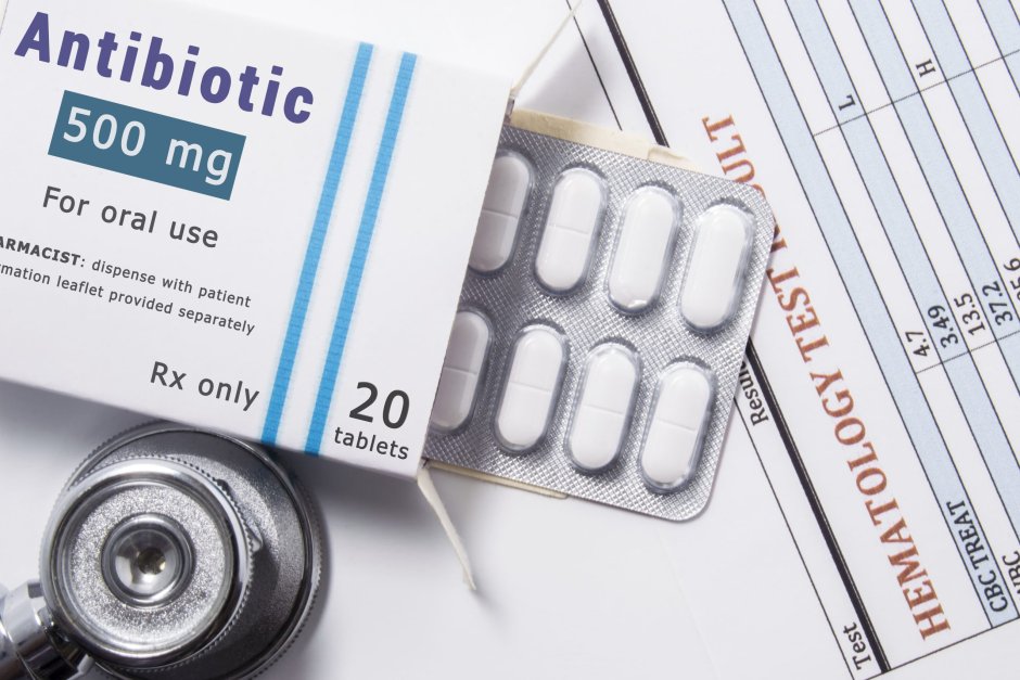 Експерти предлагат по-строги правила за предписване на антибиотици