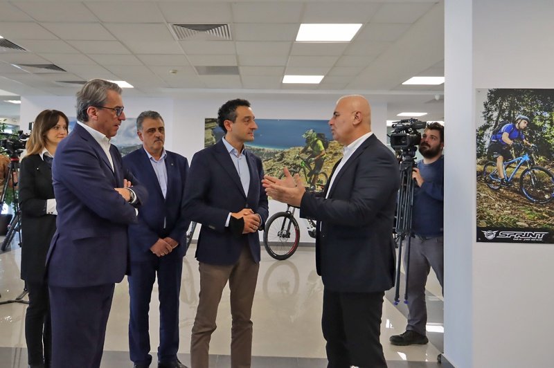Лорер откри строеж на фабрика за електровелосипеди и видя шанс България да е производител №1 в Европа