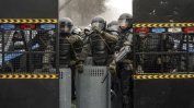 Казахстанският президент е наредил на силите за сигурност да стрелят без предупреждение