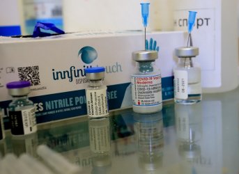 Испания разреши поставяне на четвърта доза от ваксините срещу коронавируса