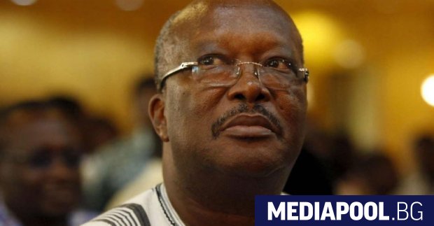 Президентът на Буркина Фасо Рок Каборе е бил задържан във