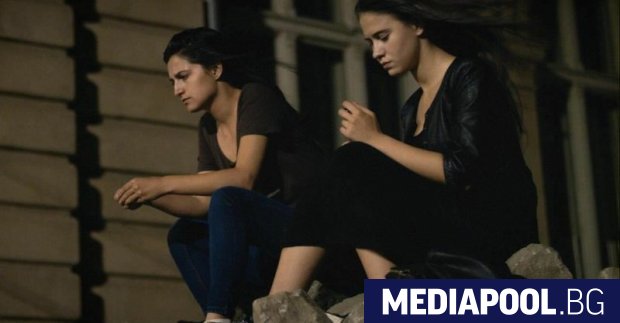 Филмът Жените наистина плачат на Мина Милева и Весела Казакова