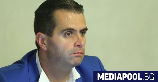Готвеният за уволнение изпълнителен директор на Българския спортен тотализатор БСТ