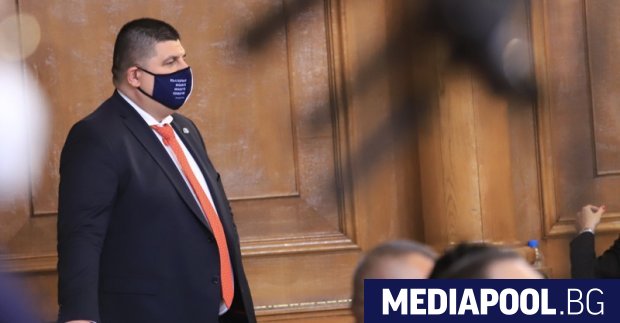 Депутатът от Демократична България Ивайло Мирчев е задал официален въпрос