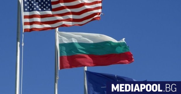 Делегация от Държавния департамент на Съединените щати започва дипломатическа обиколка