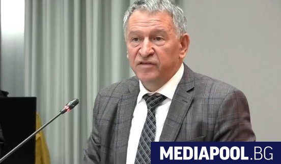 Депутатът от ГЕРБ СДС проф Костадин Ангелов обяви че изпраща сигнал