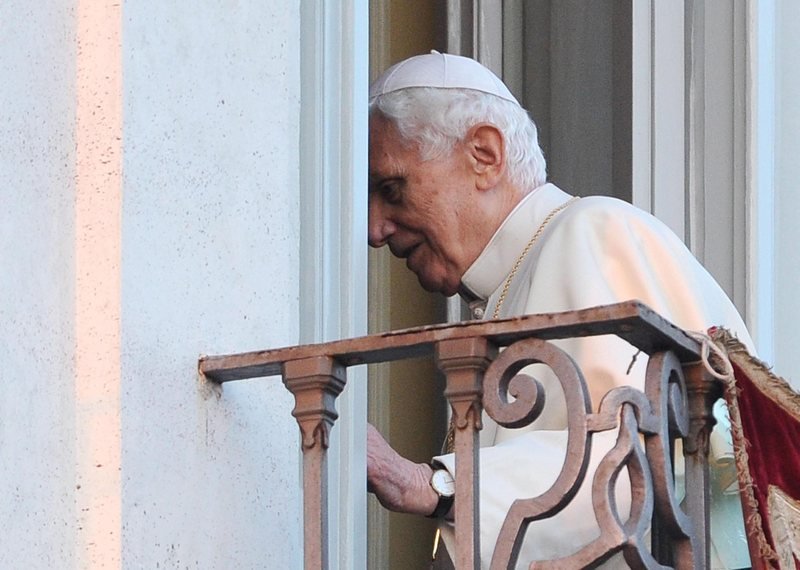 Йозеф Ратцингер докато бе папа Бенедикт XVI
