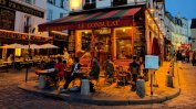 Френски съд отмени задължителното носене на маски на открито в Париж