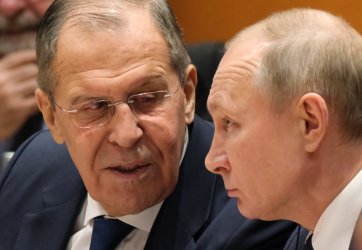 Западът наложи санкции срещу Путин и Лавров