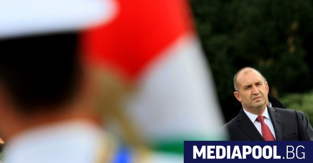 Президентът Румен Радев призова правителството за изпреварващи решения в неутрализирането