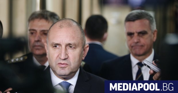 Президентът Румен Радев предупреди че забавянето на доставката на новите