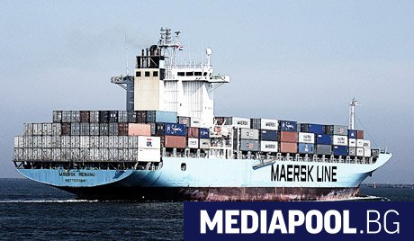 Корабният гигант Maersk обяви че временно спира всички контейнерни превози