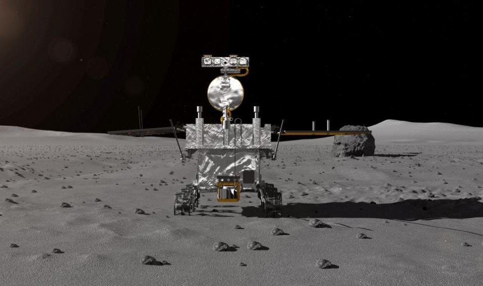 Луната е пред сблъсък с космически отпадък, летящ с 9300 км/ч