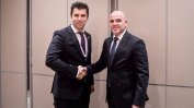 Кирил Петков "изряза" македонския премиер, но двамата не допускат скандал