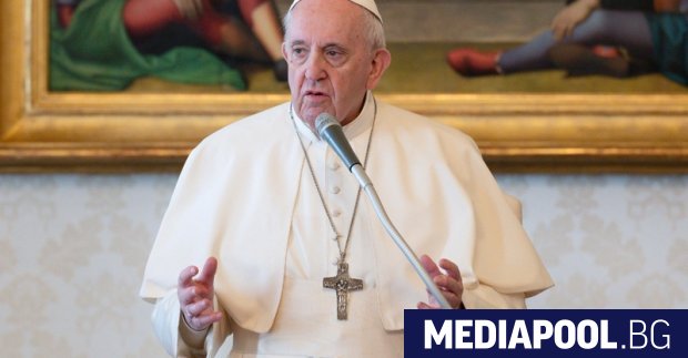 Папа Франциск засили косвените си критики срещу Русия, след като