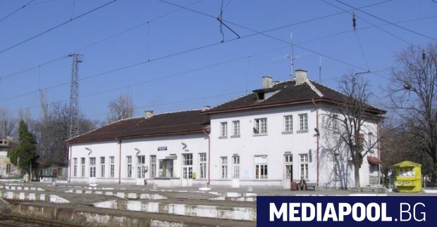 По инициатива на министъра на транспорта и съобщенията Николай Събев