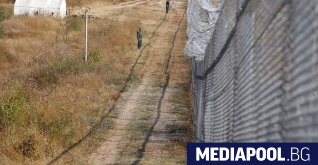 Сухопътните войски са ремонтирали оградата по границата с Турция Строителните
