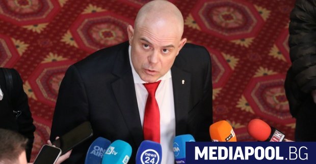 Правната комисия в Народното събрание одобри на първо четене промените