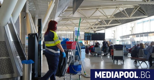 Немската компания Dr. Sasse пое дейността по почистване на летище
