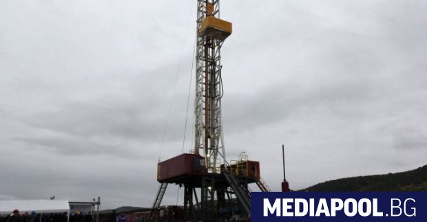 Две поръчки за разширението на газохранилището в Чирен е обявил