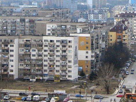 Общинските жилища в София поскъпват със 73.9%