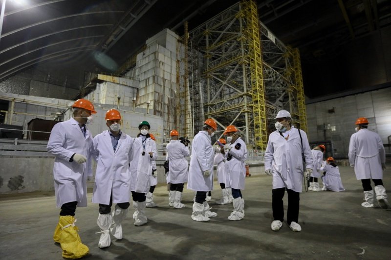 Работещите в АЕЦ "Чернобил" са на ръба на силите си, сн. ЕПА/БГНЕС