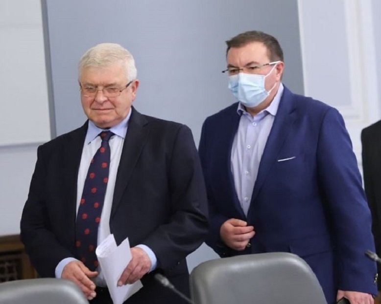 МВР предлага бившите министри Ананиев и Ангелов да бъдат разследвани заради детската болница
