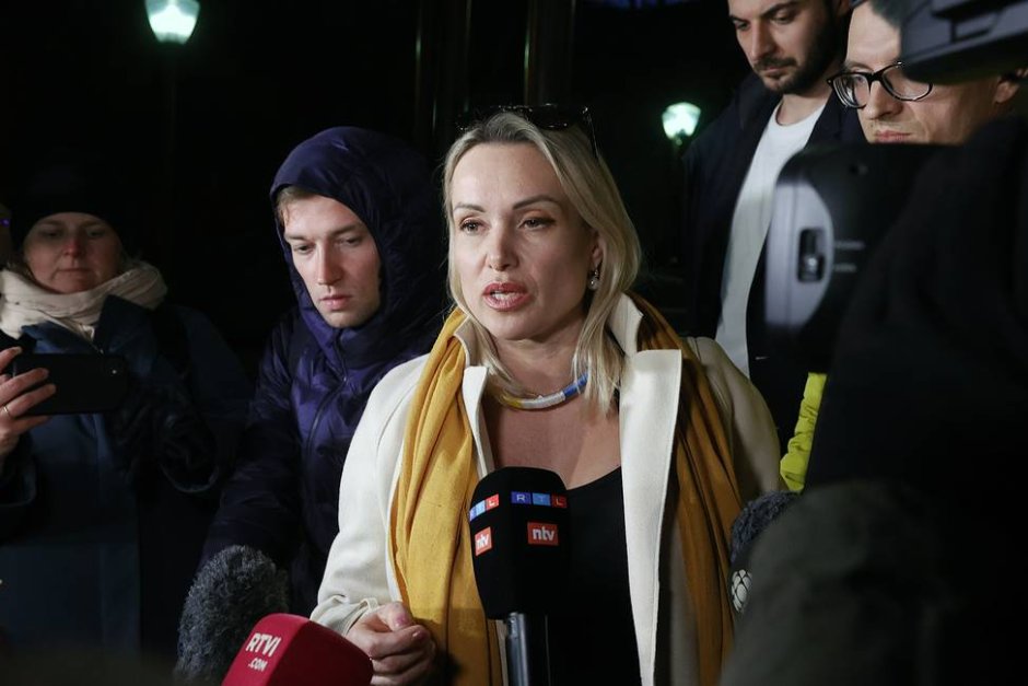 Акцията на Марина Овсянникова се оказа повърхността на поток от оставки на журналисти 
