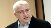 Кризите, но най-вече страхът от предсрочни избори заздравява коалицията, смята Светослав Малинов