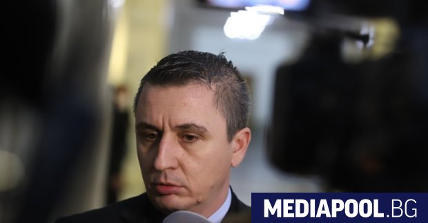 Енергийният министър Александър Николов отрече тиражираните в последно време твърдения