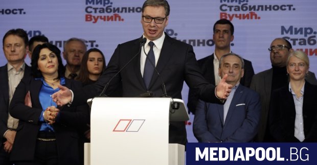 Сръбският президент Александър Вучич обяви победата си още на първи