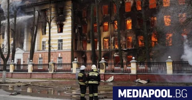 Най малко седем души загинаха при голям пожар днес в руски
