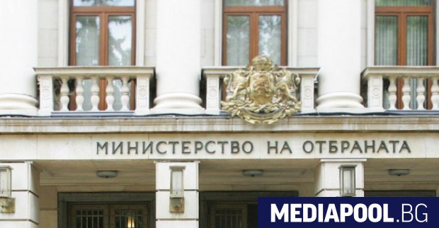 Министерството на отбраната отрече твърденията, че корабът Царевна с български