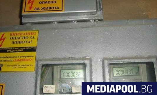 Компенсациите за сметките за ток на бизнеса трябва да останат