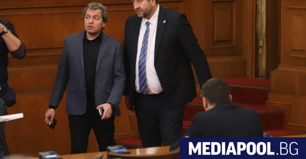 В управляващата коалиция зрее нов скандал отново на шоумена Слави