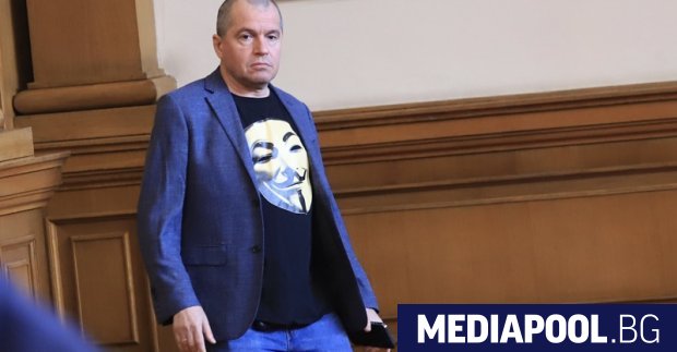 По точката за Северна Македония в коалиционното споразумение нещата са