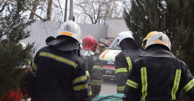 Десет мирни граждани бяха убити а поне 46 са ранени