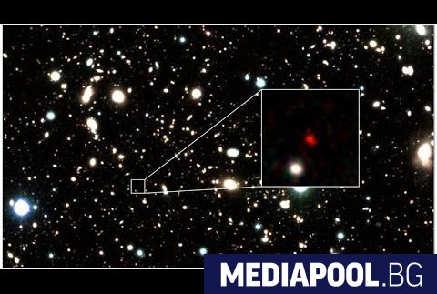Над 1200 часа експертите наблюдавали небето през четири телескопа за