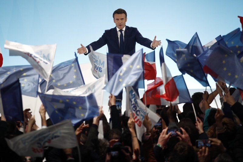 Президентските избори във Франция - "римейк, но и съспенс"