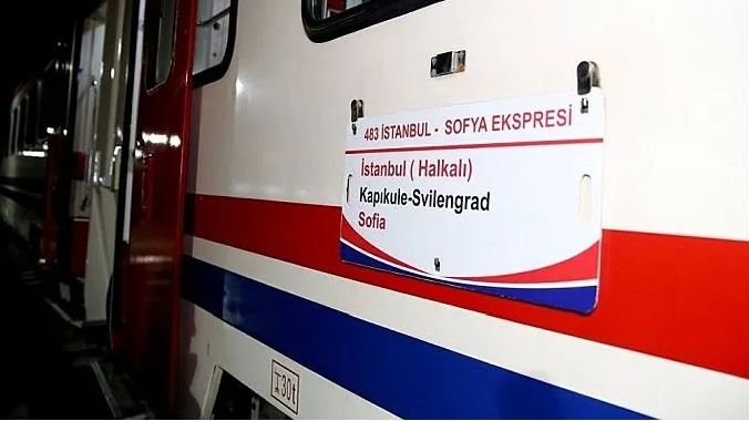 Възстановява се движението на влака Истанбул - София