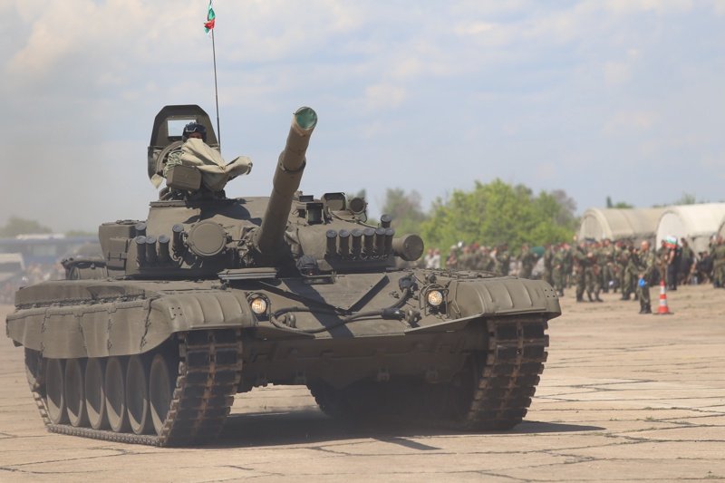 Чехия е изпратила танкове, ракетни установки и артилерия в Украйна