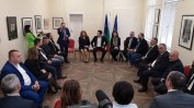 В Скопие не спират коментарите по повод Културния клуб "Иван Михайлов" в Битоля