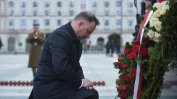 Полша смята да даде на международен трибунал клането в Катин